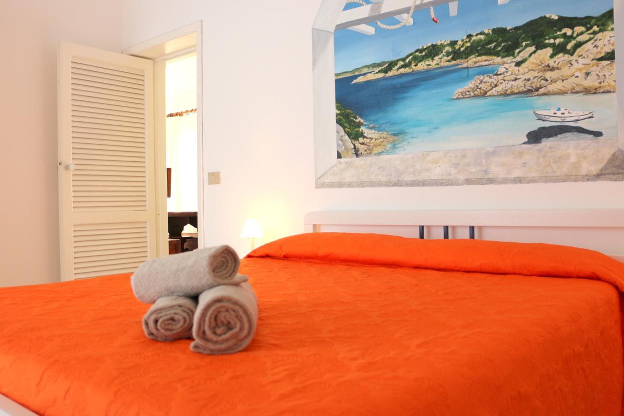 Residence Ponente Santa Teresa Gallura Bagian luar foto